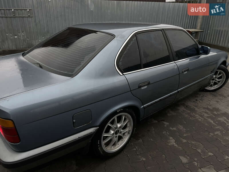 Седан BMW 5 Series 1988 в Киеве фото 6 Седан BMW 5 Series 1988 в Киеве