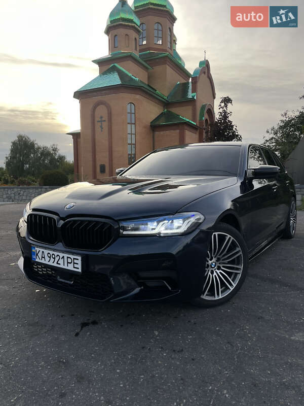 Универсал BMW 5 Series 2018 в Киеве фото 9 Универсал BMW 5 Series 2018 в Киеве
