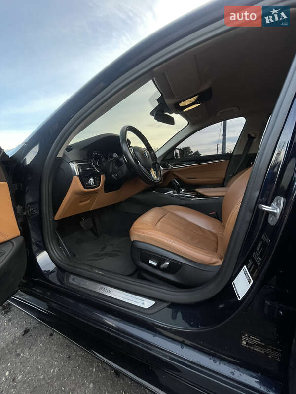 Универсал BMW 5 Series 2018 в Киеве фото 20 Универсал BMW 5 Series 2018 в Киеве