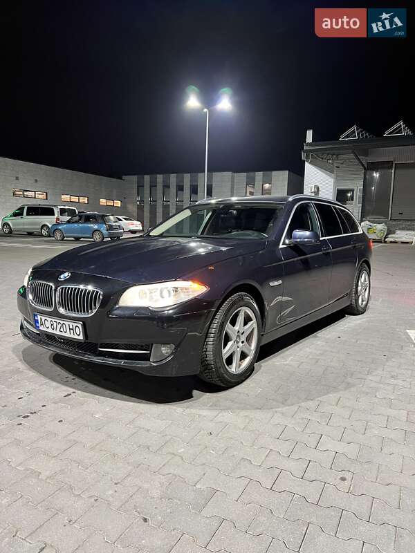 BMW 5 Series 2011