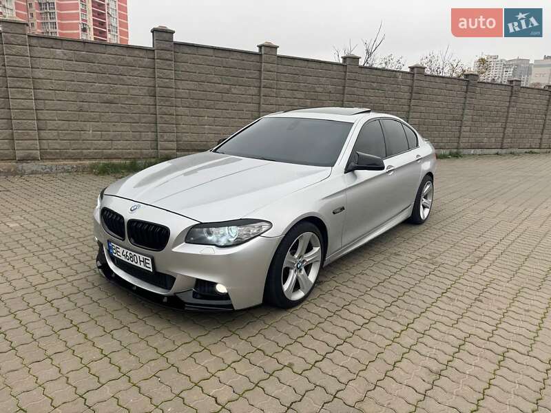 BMW 5 Series 2012