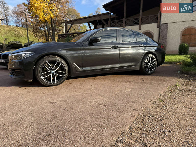 Седан BMW 5 Series 2020 в Житомирі