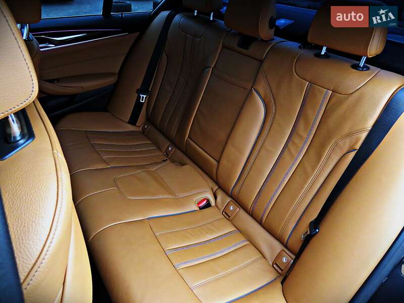 Седан BMW 5 Series 2018 в Черкассах