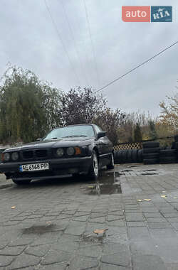 Седан BMW 5 Series 1989 в Запорожье