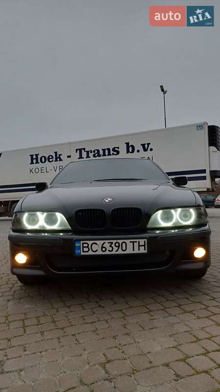 Седан BMW 5 Series 1998 в Дубровиці