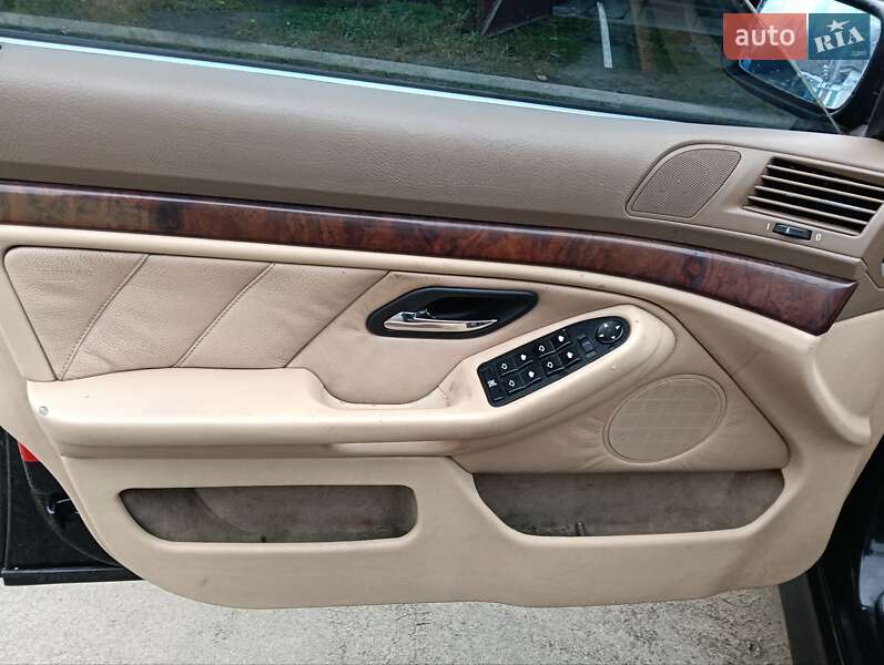 Универсал BMW 5 Series 2001 в Малине