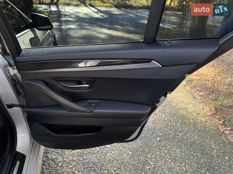 Седан BMW 5 Series 2011 в Киеве