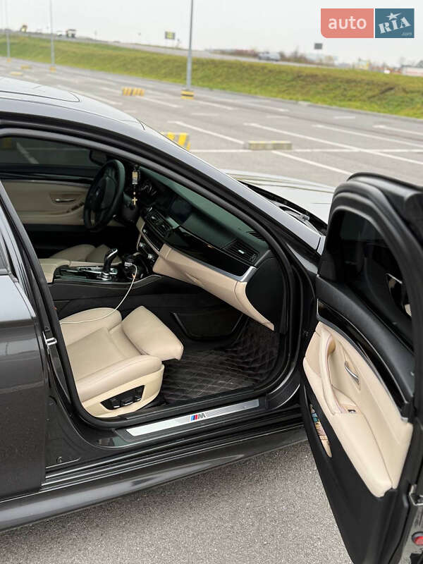 Седан BMW 5 Series 2013 в Львове