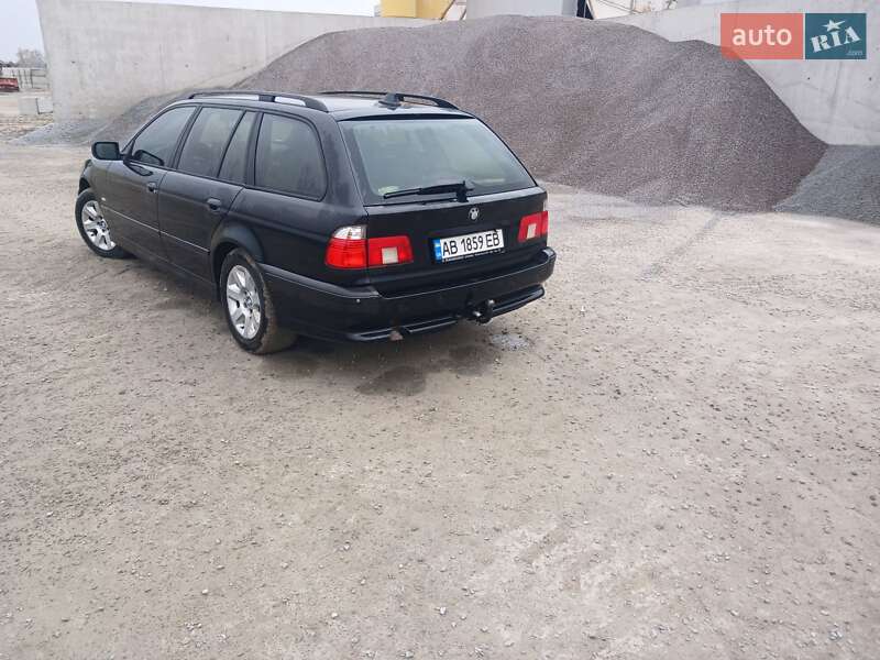 Універсал BMW 5 Series 2001 в Ладижині