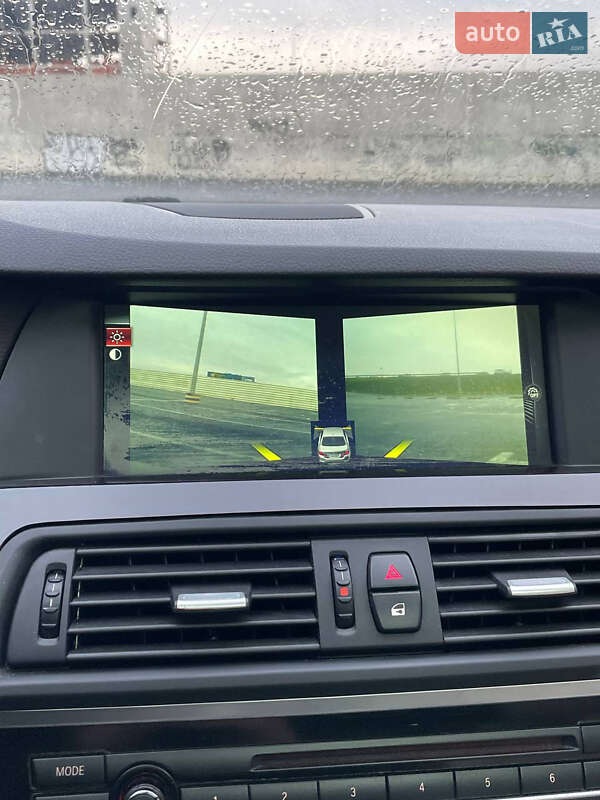 Седан BMW 5 Series 2012 в Львові