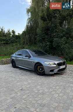Седан BMW 5 Series 2012 в Львові