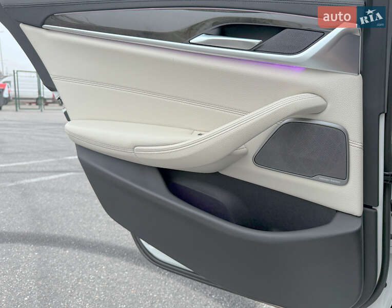Седан BMW 5 Series 2019 в Києві