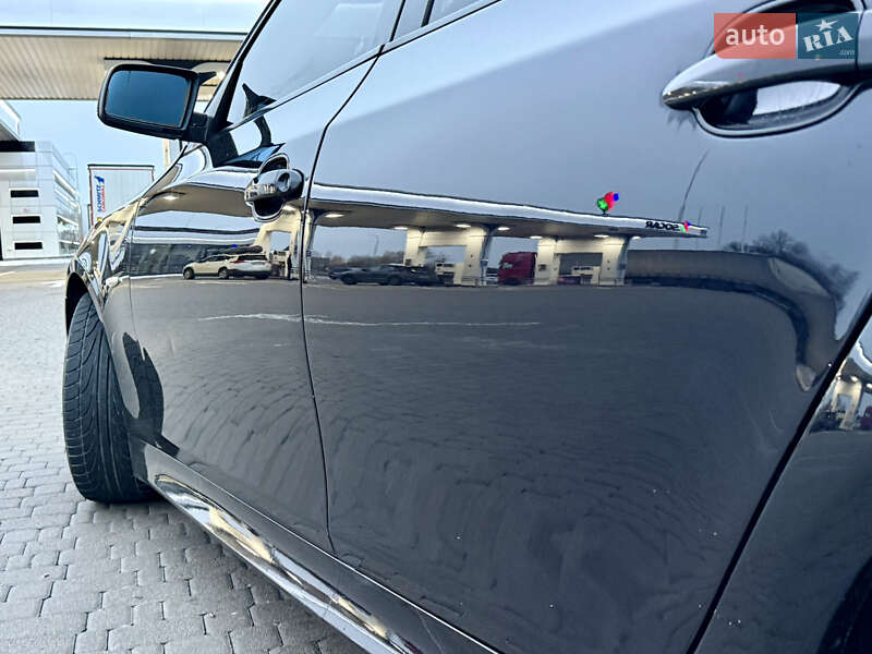 Седан BMW 5 Series 2008 в Ровно