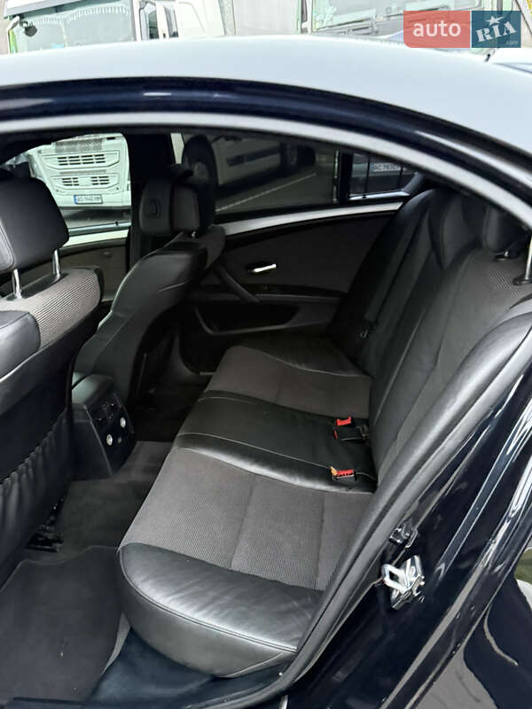 Седан BMW 5 Series 2008 в Ровно