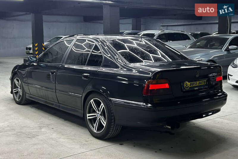 Седан BMW 5 Series 2002 в Чернівцях