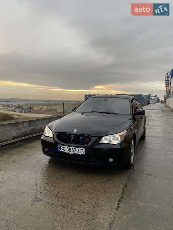 Седан BMW 5 Series 2006 в Львові