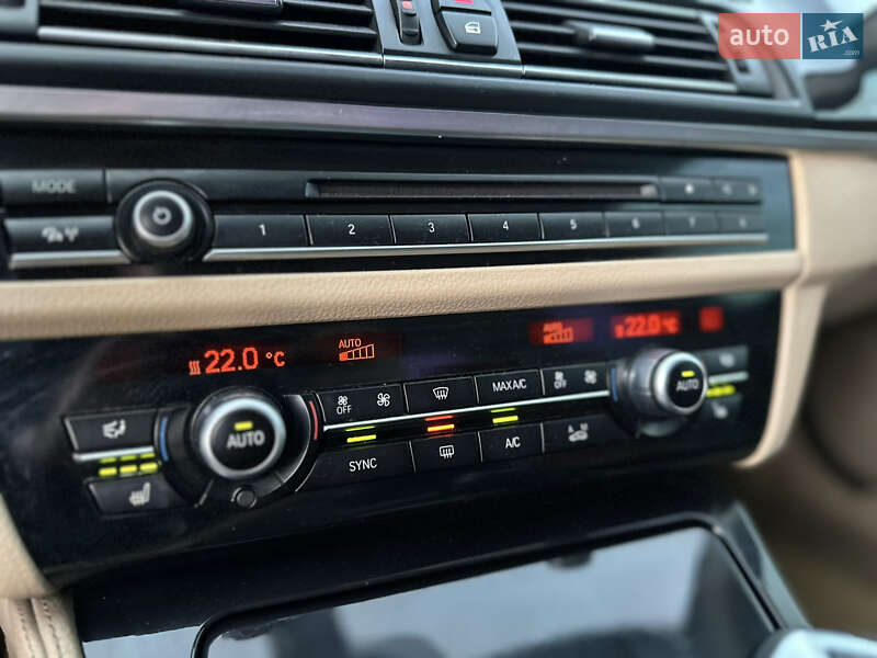 Седан BMW 5 Series 2013 в Рівному