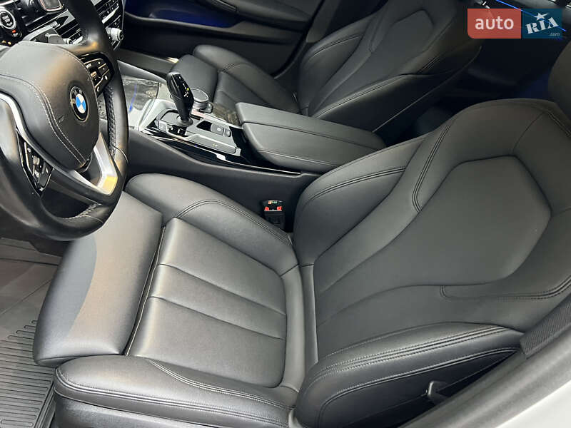 Седан BMW 5 Series 2019 в Василькові