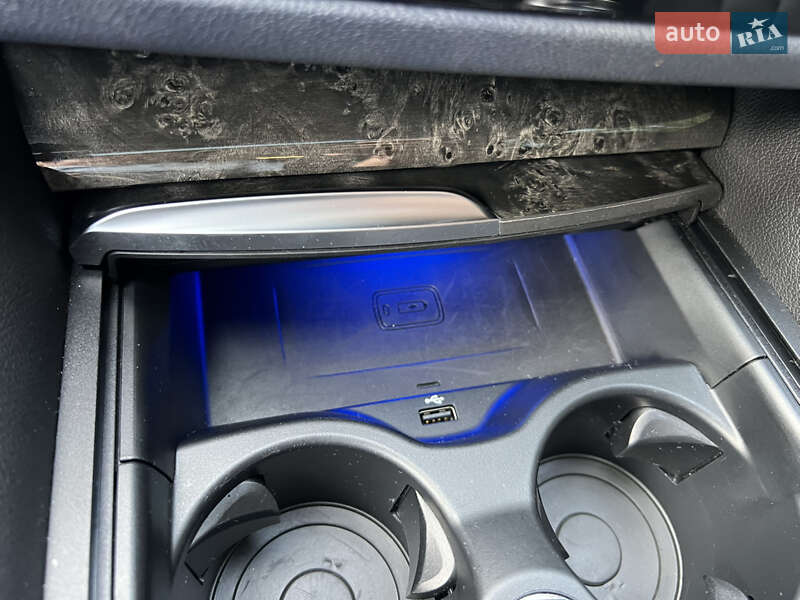 Седан BMW 5 Series 2019 в Василькові