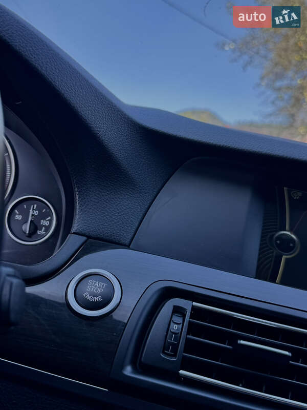 Седан BMW 5 Series 2012 в Межгорье
