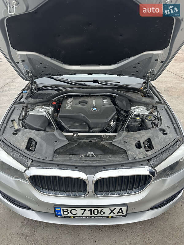 Седан BMW 5 Series 2017 в Киеве фото 20 Седан BMW 5 Series 2017 в Киеве
