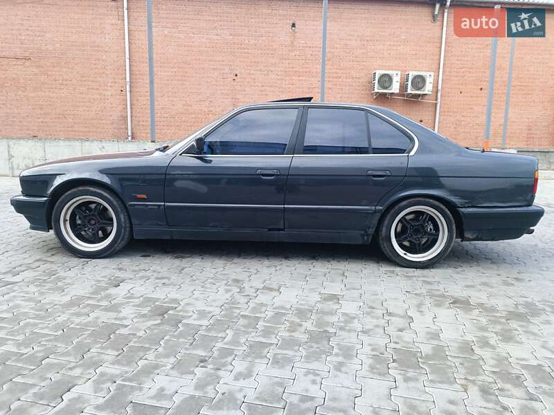Седан BMW 5 Series 1990 в Львове фото 82 Седан BMW 5 Series 1990 в Львове