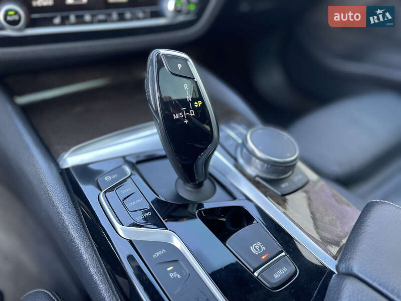 Седан BMW 5 Series 2017 в Хмельницком фото 49 Седан BMW 5 Series 2017 в Хмельницком