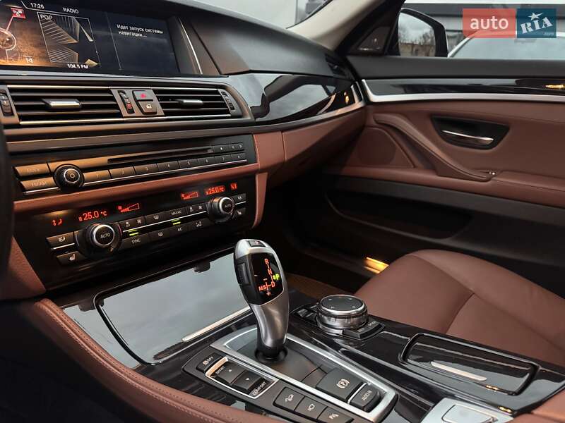 Седан BMW 5 Series 2016 в Тернополе