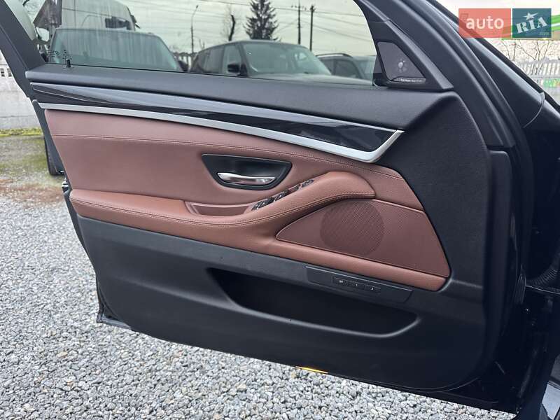 Седан BMW 5 Series 2016 в Тернополе