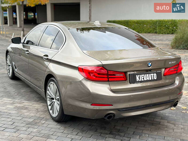 Седан BMW 5 Series 2017 в Киеве