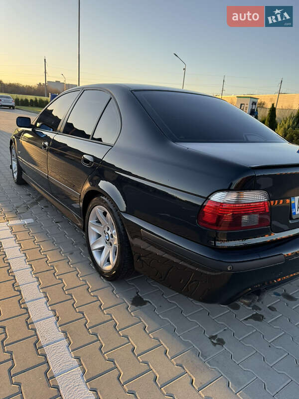 Седан BMW 5 Series 2002 в Виннице