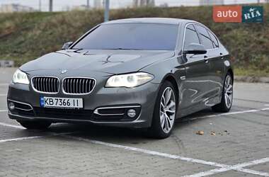 Седан BMW 5 Series 2015 в Киеве