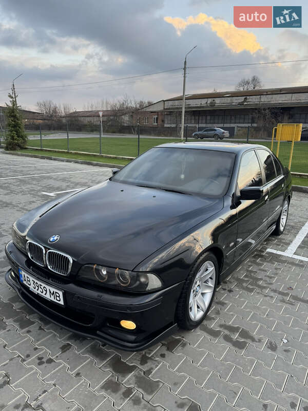 Седан BMW 5 Series 2002 в Виннице