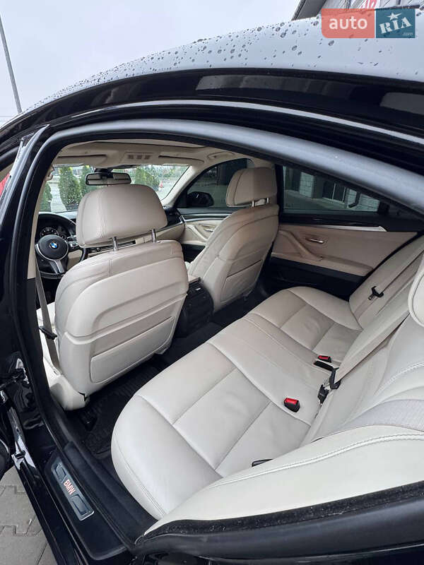 Седан BMW 5 Series 2015 в Киеве