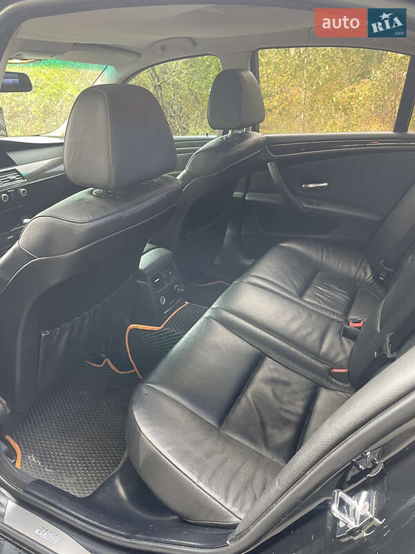 Седан BMW 5 Series 2007 в Чернигове