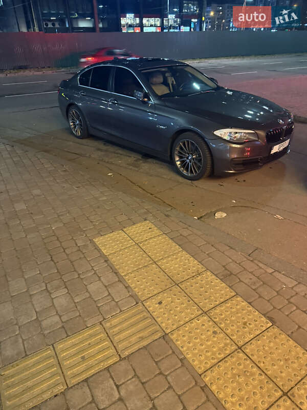 Седан BMW 5 Series 2013 в Киеве