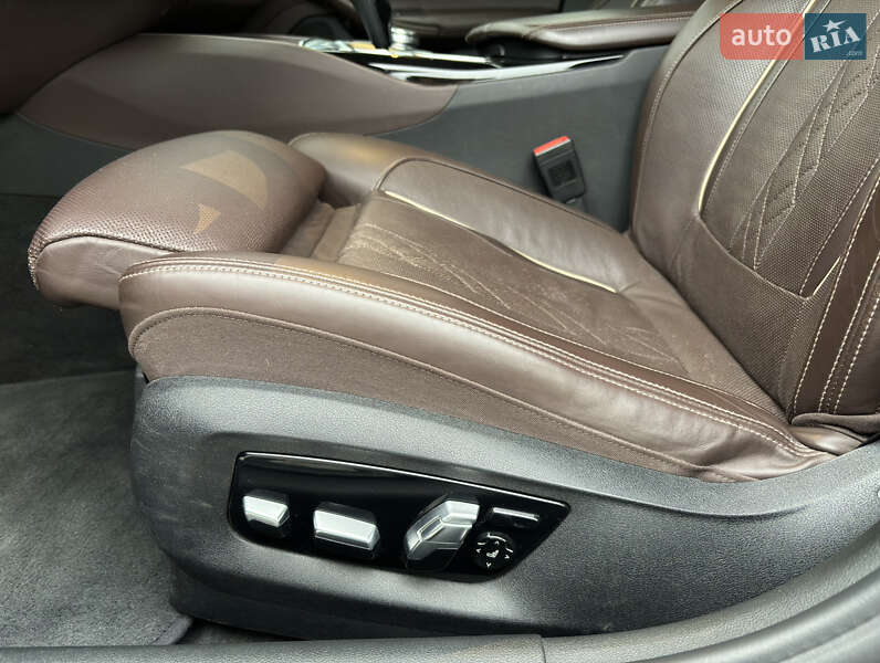 Седан BMW 5 Series 2018 в Черкассах