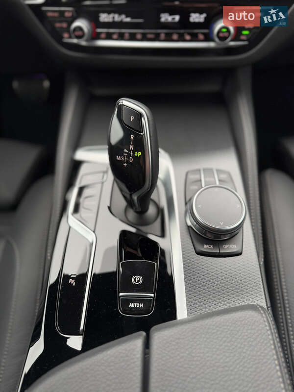 Седан BMW 5 Series 2022 в Луцке фото 120 Седан BMW 5 Series 2022 в Луцке