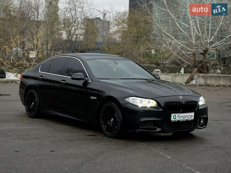 Седан BMW 5 Series 2014 в Киеве