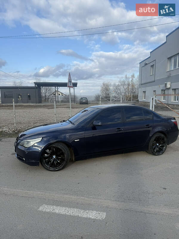 Седан BMW 5 Series 2004 в Ивано-Франковске