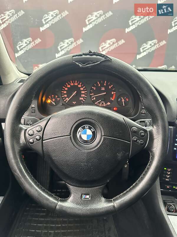 Седан BMW 5 Series 2001 в Сумах