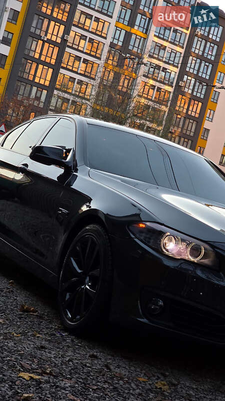 Седан BMW 5 Series 2011 в Краматорську