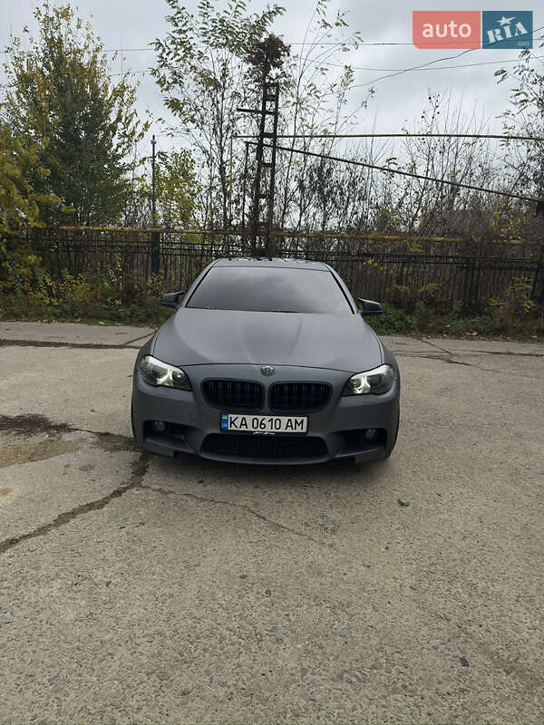 BMW 5 Series 2012 BMW 5 Series 2012