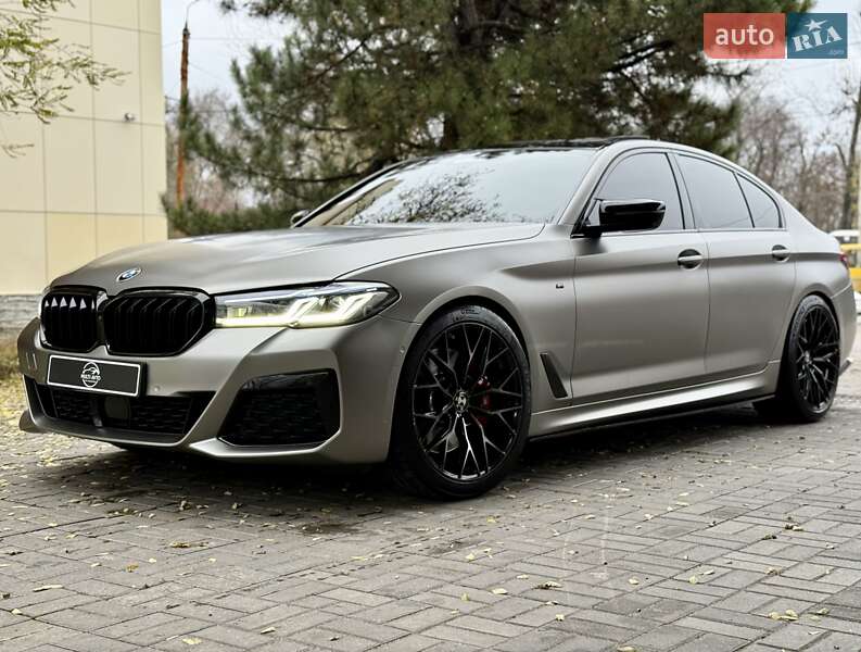 BMW 5 Series 2021