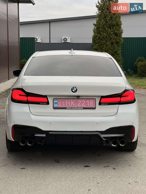 Седан BMW 5 Series 2017 в Киеве