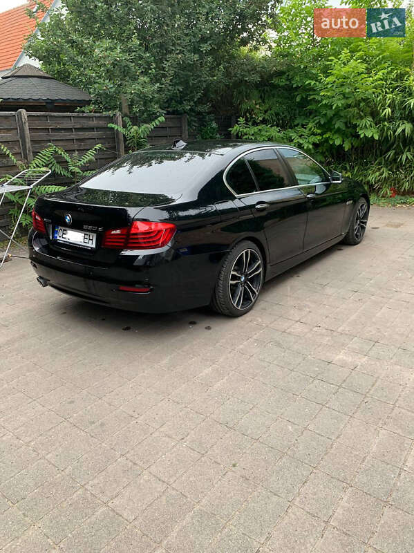 Седан BMW 5 Series 2013 в Чернівцях