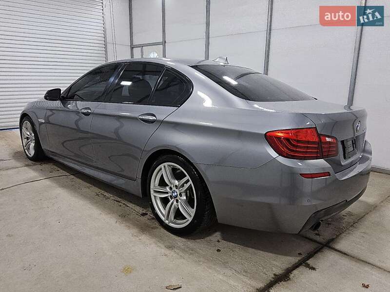Седан BMW 5 Series 2015 в Житомире