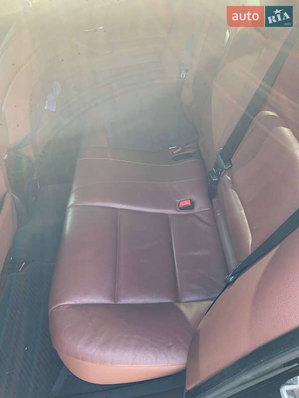 Седан BMW 5 Series 2012 в Снятине