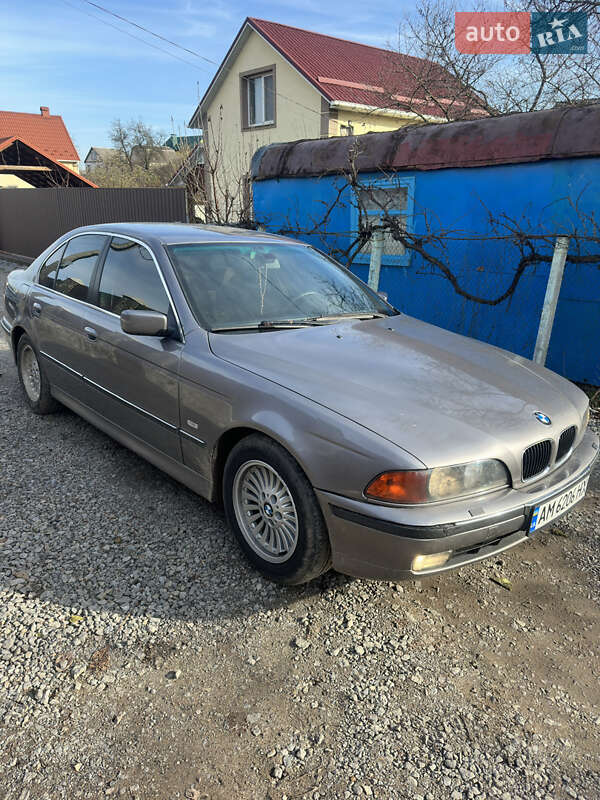BMW 5 Series 1996