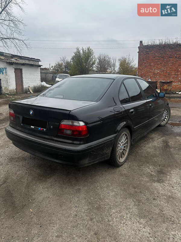 Седан BMW 5 Series 2002 в Харькове